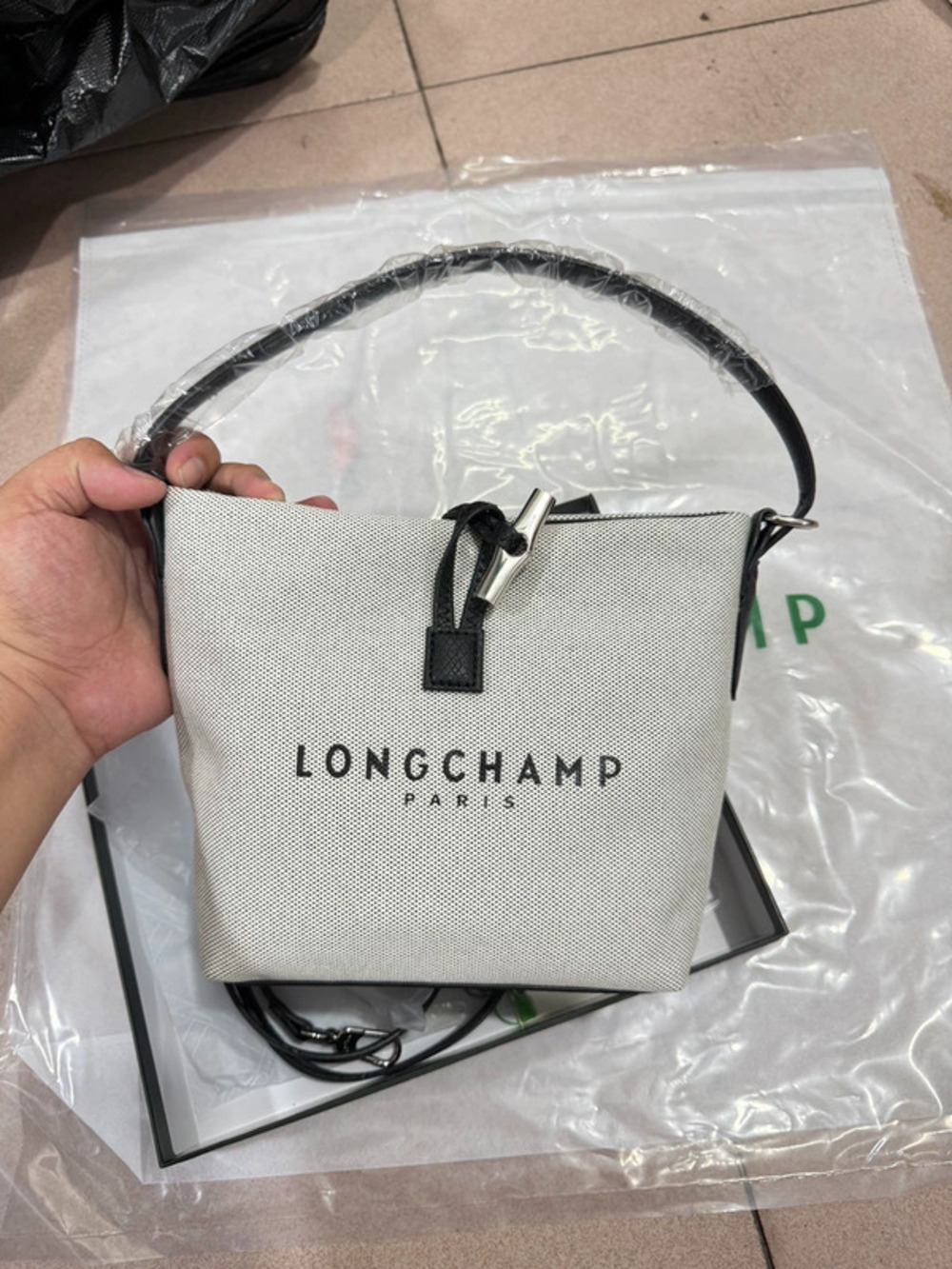 LONGCHAMP Durable Everyday Handbag